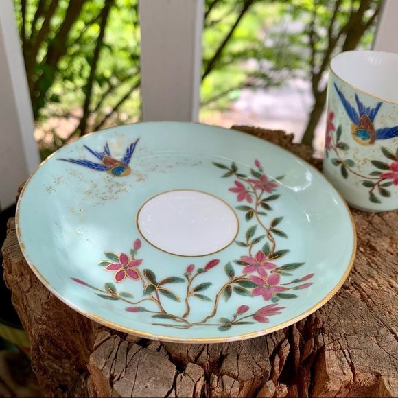 Vintage Delicate Cup and Saucer w/Bluebird! Sweet! - Picture 4 of 17